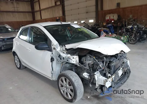 2013 Mazda Mazda2 Touring z USA, uszkodzony, nr VIN JM1DE1LY1D0158525